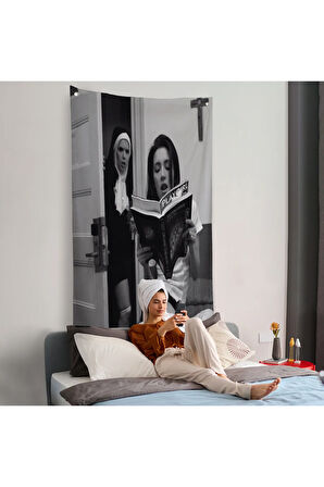 Yakalanan Rahibe Duvar Örtüsü-7949