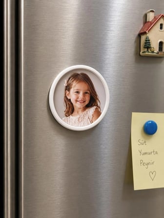  6 adet Yuvarlak Buzdolabı Magnet Çerçeve Mıknatıslı – 7,7 cm Çap Kişiye Özel Fotoğraf