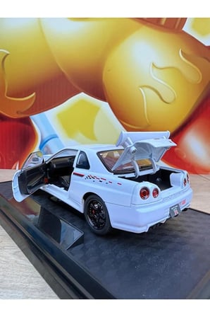 Nıssan Skyline GTR Nismo Diecast Model Araba 1:24 Nıssan Gtr Nısmo Model Metal Araba Beyaz