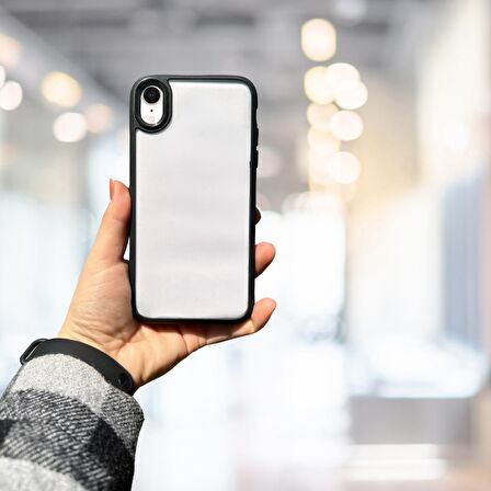 İPHONE XR YANLARI RENKLİ SİLİKON PARLAK ARKA YÜZEYLİ TLP TİGER HİBRİT KAPAK