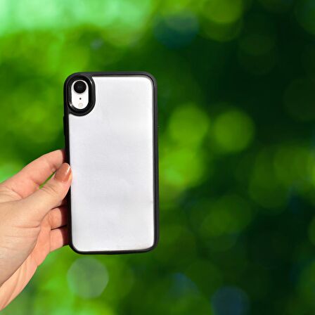 İPHONE XR YANLARI RENKLİ SİLİKON PARLAK ARKA YÜZEYLİ TLP TİGER HİBRİT KAPAK