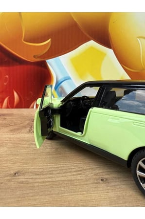 Range Rover Sport Model Araba Yeşil PLASTİK Sesli Işıklı Açılan Kapılar Range Rover Araba