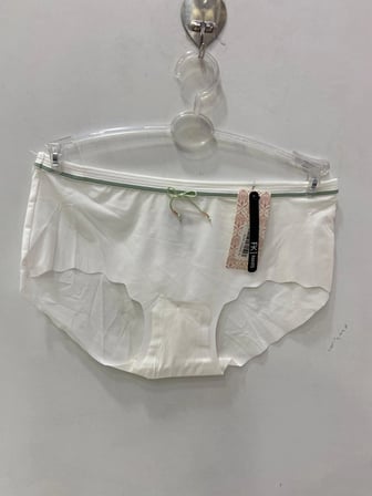 FK Dikişsiz Lazer Kesim Bikini Kilot