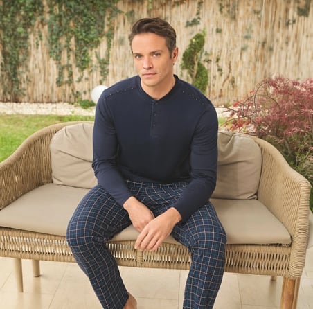 Pijamoni Erkek Penye Kumaş Düğmeli Yaka Koyu Siyah Pijama Takımı
