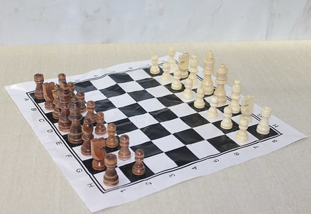 Özel Seri Klasik Oyun Stratejik Eğlence Masa Oyunu Ahşap Satranç Taşı 10 Cm