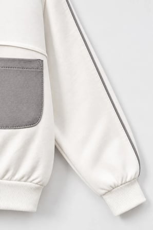 ERKEK ÇOCUK CEP DETAYLI SWEATSHIRT