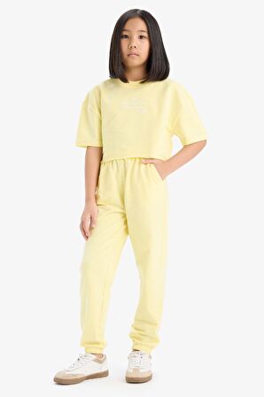 DeFacto Kız Çocuk 2'li Takım Bisiklet Yaka Baskılı Kısa Kollu Tişört Beli Paçası Lastikli Eşofman Altı Z8983A625SMYL236