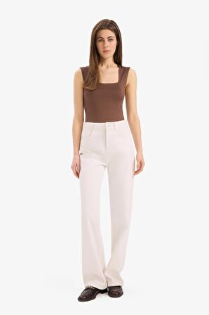 DeFacto Slim Fit Dar Kesim Kare Yaka Basic Düz Çıtçıtlı Body E9045AX25SPBN167