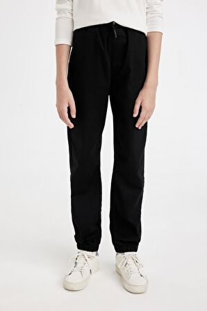 DeFacto Erkek Çocuk Beli Bağcıklı Lastikli Paça Cepli Basic Düz Siyah Jogger Gabardin Pantolon A9395A824WNBK81