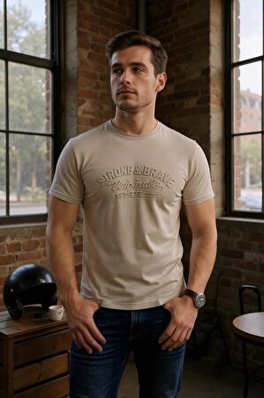 Erkek Kabartma Baskılı Yumuşak Pamuklu T-Shirt