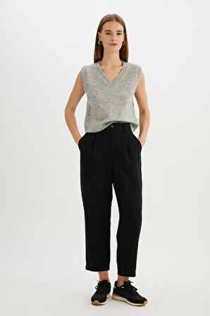 DeFacto Regular Fit V Yaka Basic Düz Premium Triko Süveter C9048AX24WNGR66