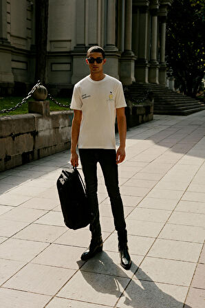 Comfort Fit Rahat Kesim %100 Pamuk Baskılı Tişört