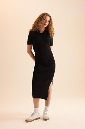 DeFacto Fitted Polo Yaka Kısa Kollu Yırtmaçlı Midi Triko Elbise D4914AXNSBK27