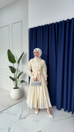 %100 Tensel Kumaş Astarlı Gizli Düğmeli Kuşaklı Elbise – 135 cm | Beyaz, Acı Kahve, Mavi, Yağ Yeşili, Açık Sarı, Siyah, Pembe