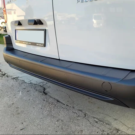 Opel Combo Arka Tampon Eşiği Mat Siyah 2019 Model ve Sonrası
