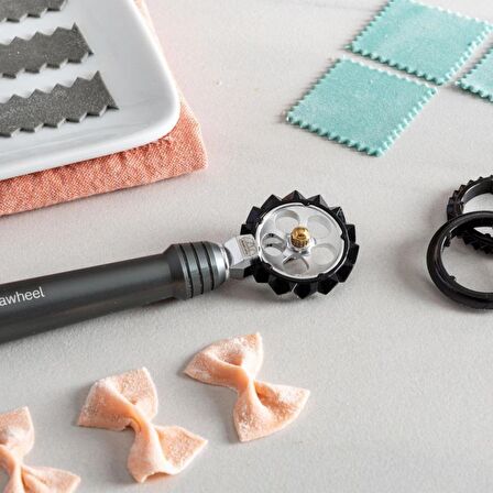 Marcato Pastawheel Makarna Hamuru Kesme Çarkı Pastel Gri Renk