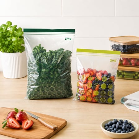 Plastik torba Istad, 30 adet paket, şunlardan oluşur: 15 torba 6 l (28,5 x 41 cm) ve 15 torba 4,5 l (27 x 34 cm), tekrar kullanılabilir, çünkü tekrar kapatılabilir