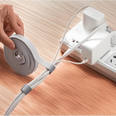 Yapışkanlı Cırt Cırt Kablo Düzenleyici 5 Metre Kablo Düzenleme Organizer Bant Ev Ofis ve Araç İçin Pratik Çözüm
