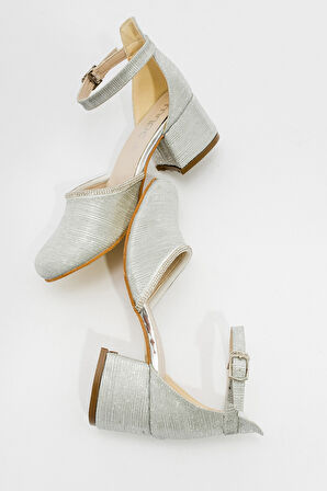 mnpc Kız Çocuk Gümüş Topuklu Tasarım Abiye Ayakkabı