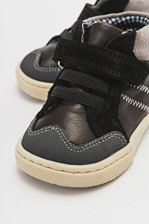 mnpc Erkek Çocuk Siyah Hakiki Deri Suya Dayanıklı Anatomik İlk Adım Bot