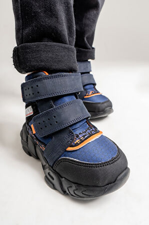 mnpc Erkek Çocuk Lacivert Suya Dayanıklı Anatomik Günlük Bot