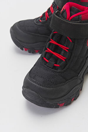 mnpc Erkek Çocuk Siyah-Kırmızı Suya Dayanıklı Microfiber Trekking Bot