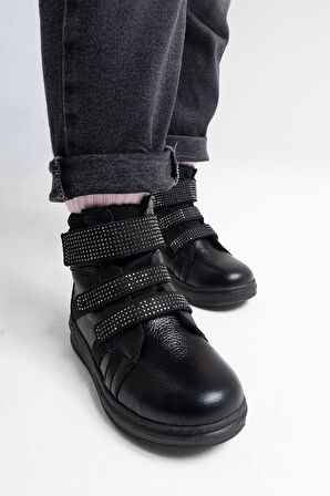 mnpc Kız Çocuk Siyah Hakiki Deri Suya Dayanıklı Günlük Bot