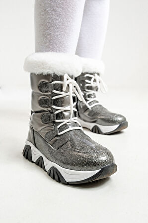 mnpc Kız Çocuk Platin Simli Rugan Deri Suya Dayanıklı Günlük Bot