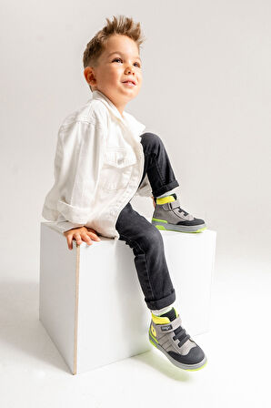 mnpc Erkek Çocuk Gri Hakiki Deri Anatomik Günlük Bot