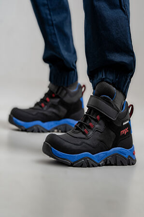 mnpc Erkek Çocuk Siyah Su Geçirmez Anatomik Günlük Bot