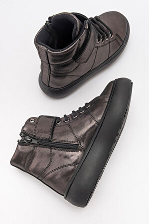 mnpc Kız Çocuk Siyah Simli Hakiki Deri Suya Dayanıklı Günlük Bot