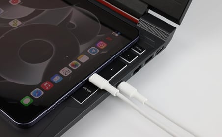 Coral Type C-C Power Delivery Hızlı Şarj Kablosu, Beyaz Kablo, Beyaz/Beyaz Uçlar (120 CM)