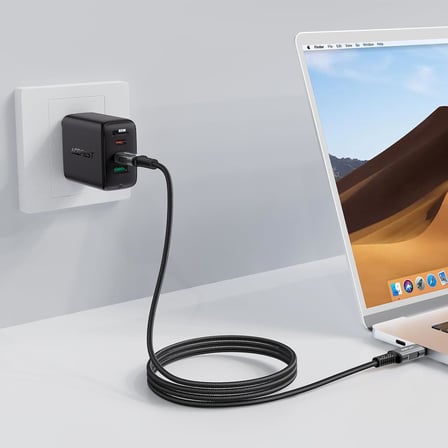 USB-C to USB-C 240W Güç Destekli - 40Gbps Video/ses iletimi - C1-09