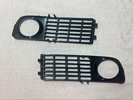 Audi A3 / S3 8L Sis Çerçevesi 8L9807681 8L9807682A