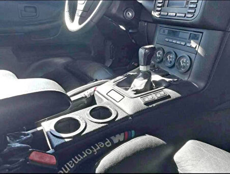 Bmw E36 Bardaklık Araç