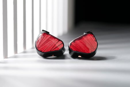 Zero Kırmızı Dual Dynamic Drivers In-Ear Headphone | Sahne, Stüdyo veya Odyofil için Çift Sürücülü Kulak içi/In-Ear Kablolu Monitör Kulaklık
