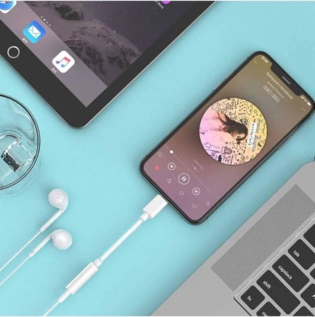 Type-C Silikonlu Kablolu Kulaklık iPhone 17/17 Pro / 17 Pro Max Uyumlu Beyaz, 234GNXV73