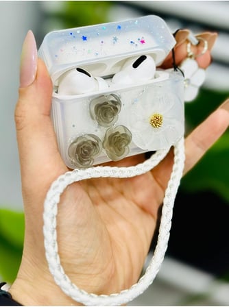 Airpods Pro - Airpods 2. Nesil Pro ile Uyumlu Oyuncak Tasarımlı Kalın Silikon Koruyucu Kılıf - Incilimenekşe