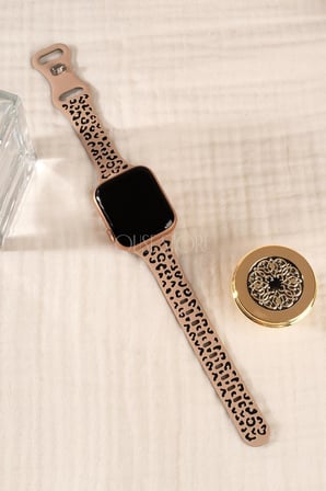 Apple Watch ile Uyumlu Leopar Desenli Silikon Kordon, Dokulu Oyma Tasarım, Series 10/11 42mm 45mm 44mm 46mm 41mm 40mm 38mm SE