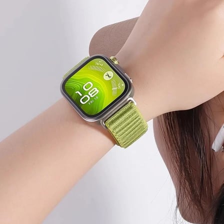 Huawei Watch Fit 4 İle Uyumlu Saat Kayışı Kaliteli Hasır Örme Cırtcırt Yapalı Su Tutmaz Huawei Watch Fit 4 İle Uyumlu Kordon Kayış - Starlight