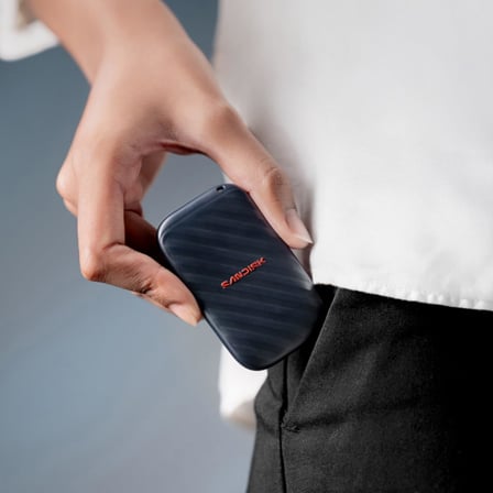 Taşınabilir Sürücü 1 TB - 600 MB/sn'ye Kadar Okuma Hızı - Siyah