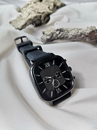 Luna Jewelry Iron Pulse Silikon Kordon Erkek Saati