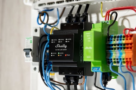 LAN Switch | DIN rayı için Ethernet ağ anahtarı (10/100 Mbps) | 5 RJ45 bağlantı noktası | 110 V - 230 V | ek adaptör gerekmez | kolay kurulum | tak ve çalıştır