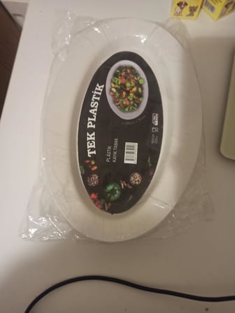 Sert Plastik Kayık Tabak 6'lı Set 32 cm – Kırılmaz, Yıkanabilir, Piknik, Servis ve Sunum Tabağı