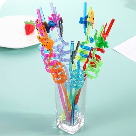4 Adet Kıvrımlı Plastik Pipet, Çocuklar için Eğlenceli Figürlü Tasarım, Renkli ve Dayanıklı İçecek Aksesuarları (4)
