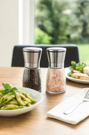 Cam Gövdeli Metal Krom Renk Kapaklı Tuz Karabiber Değirmeni Tuz Karabiber Öğütücü 13 Cm 2 Adet