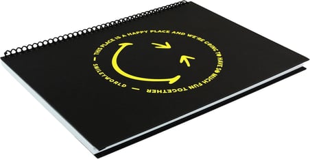 Smiley 18,5X25,5 100 Yaprak Çizgili (Sert Kapak)