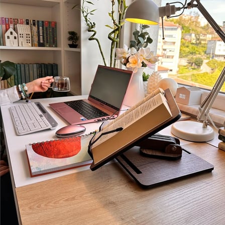 DYKOS Yükseklik Ayarlanabilir Katlanabilir 360º Dönebilen Kitap Okuma ve Laptop Standı