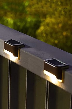 4 Lü Köşebent Solar Led Bahçe Lambası