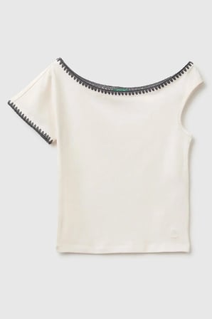 United Colors of Benetton Kız Çocuk Asimetrik Yaka İşleme Detaylı T-Shirt Ekru 6-14 Yaş